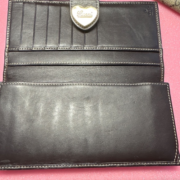 Authentic Gucci wallet bundle - Picture 5 of 11